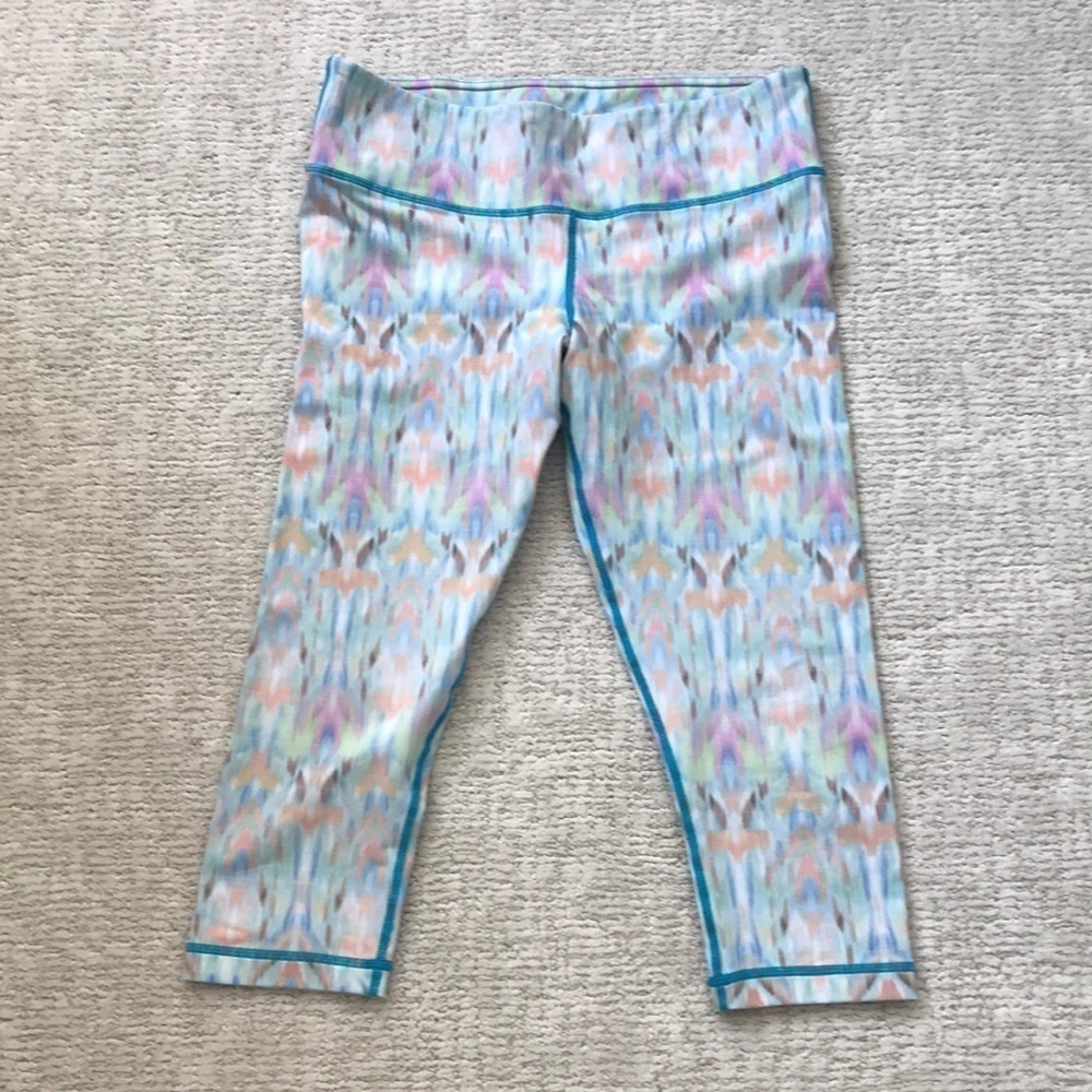 Cute yoga capris! 💙